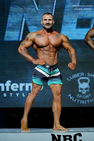 MEN'S PHYSIQUE МАСТЕРА +40